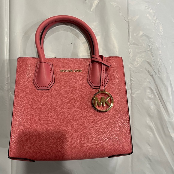 Michael Kors Mercer Pebbled Crossbody Bag